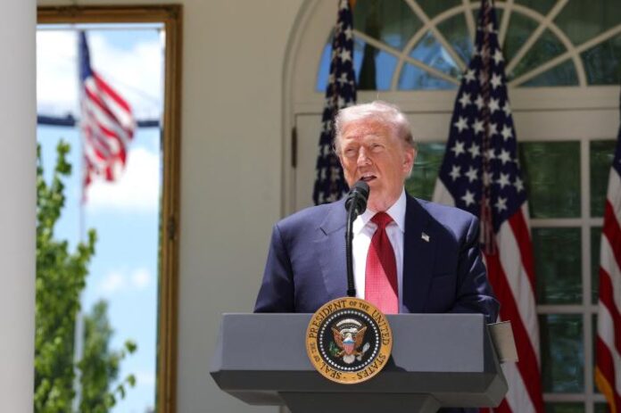 Trump impose une trêve le 9 mai : Poutine et Zelensky plient-ils ?