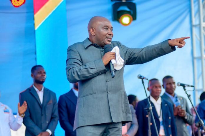 À Matadi, le prophète Jules Mulindwa réaffirme son soutien au changement de la Constitution et rejette la ville morte du 3 juin