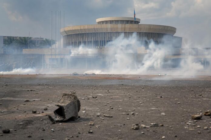 Protesters clash with police in Kinshasa against constitutional change