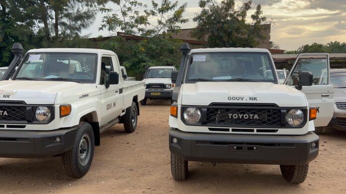 Nord-Kivu : le gouverneur militaire dote la justice et l’administration de Beni de trois véhicules‎