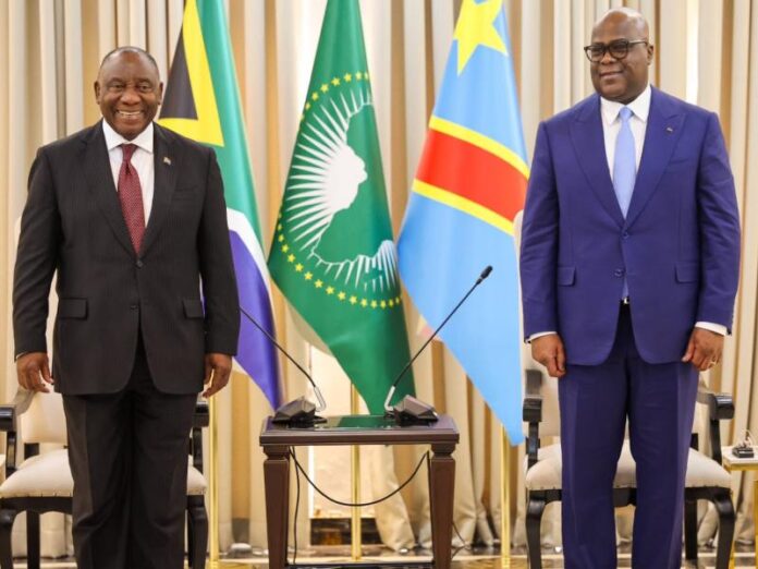 Cyril Ramaphosa, président sud-africain, s'adressant à Kinshasa pour un cessez-le-feu en zones Ebola