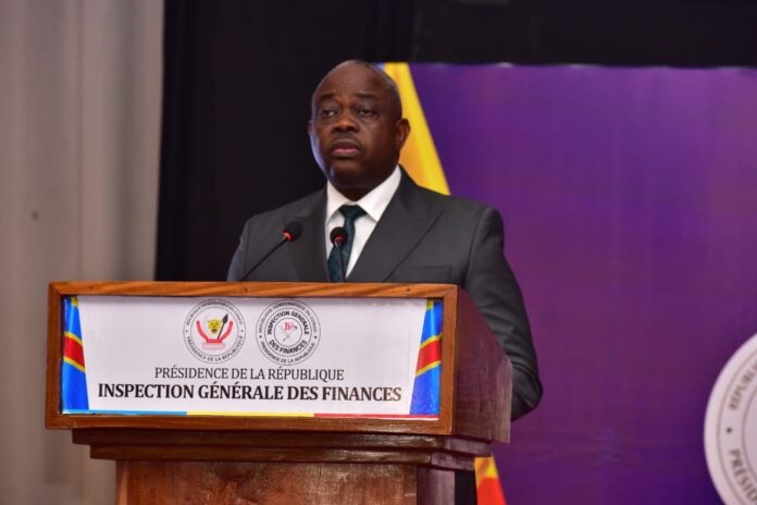 Presentation of IGF's strategic plan to public enterprise executives in a Kinshasa conference room