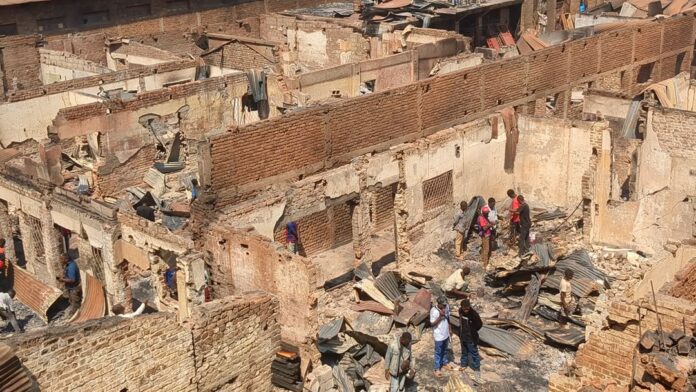 Ateliers d'artisanat calcinés après un incendie à Bukavu