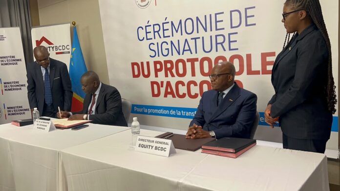 Cérémonie de signature d'un protocole d'accord sur la transformation numérique à Kinshasa
