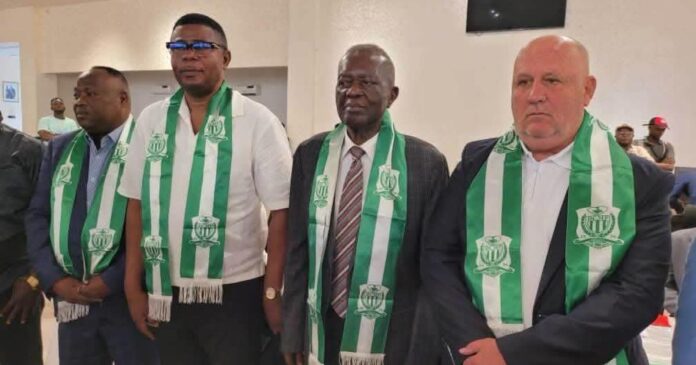 Salle du Stade Tata Raphaël à Kinshasa lors de l'assemblée générale élective du DCMP