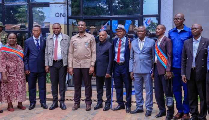 Vue de la salle de réunion à Kabinda lors du lancement de la campagne de sensibilisation au recensement général de la population