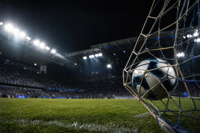Illustration editoriale d un stade italien apres la victoire 1-0 de l Atalanta contre Bologne sur un but tardif.