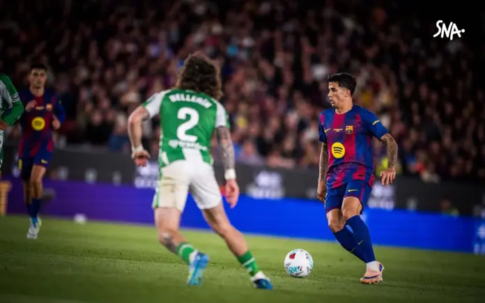 Illustration editoriale accompagnant : Betis–Barça : cinq points d'écart, un choc à La Cartuja