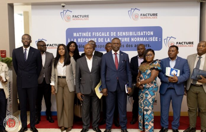Illustration editoriale accompagnant : Facture normalisée : la DGI sensibilise les agents de la DGCMP