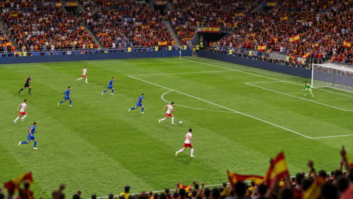 Illustration éditoriale neutre d'une contre-attaque de football européen