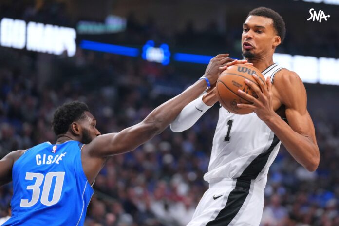 Illustration editoriale accompagnant : Les Spurs dominent les rebonds offensifs et battent Dallas